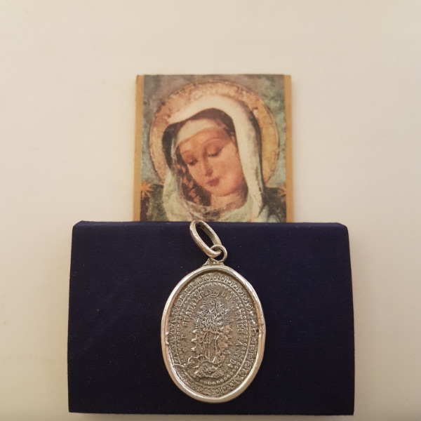 Virgen de Guadalupe oval (plata Mater)