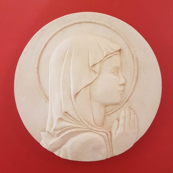 Medallón de piedra Virgen Niña (para colgar)