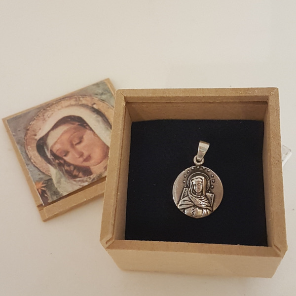 Virgen de Mater Admirabilis (plata 900)