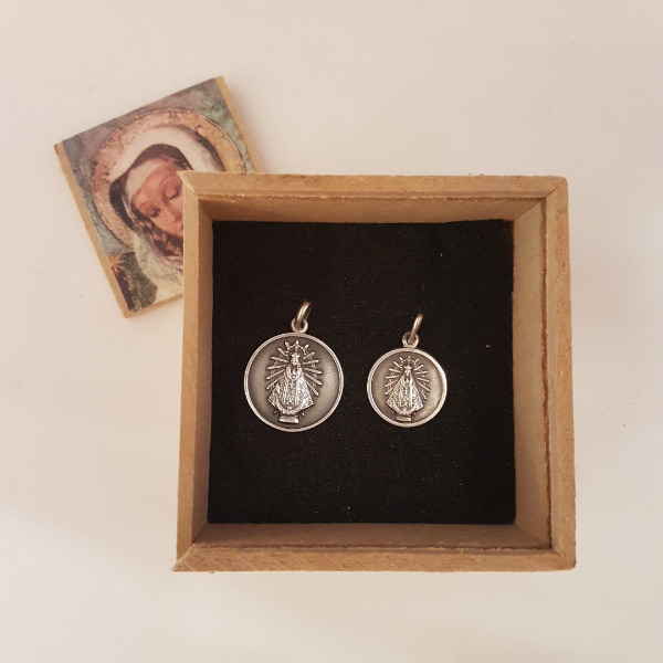 Virgen de Luján (plata 900)